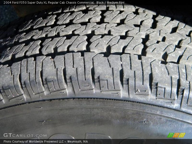 Black / Medium Flint 2004 Ford F350 Super Duty XL Regular Cab Chassis Commercial