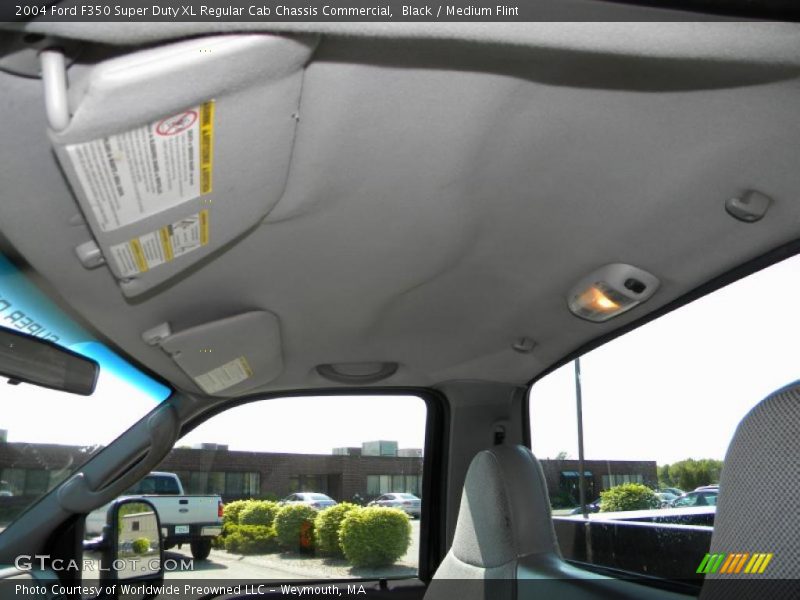 Black / Medium Flint 2004 Ford F350 Super Duty XL Regular Cab Chassis Commercial