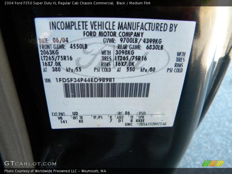 Black / Medium Flint 2004 Ford F350 Super Duty XL Regular Cab Chassis Commercial