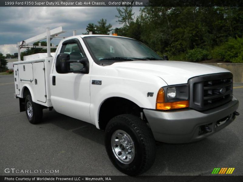 Oxford White / Blue 1999 Ford F350 Super Duty XL Regular Cab 4x4 Chassis