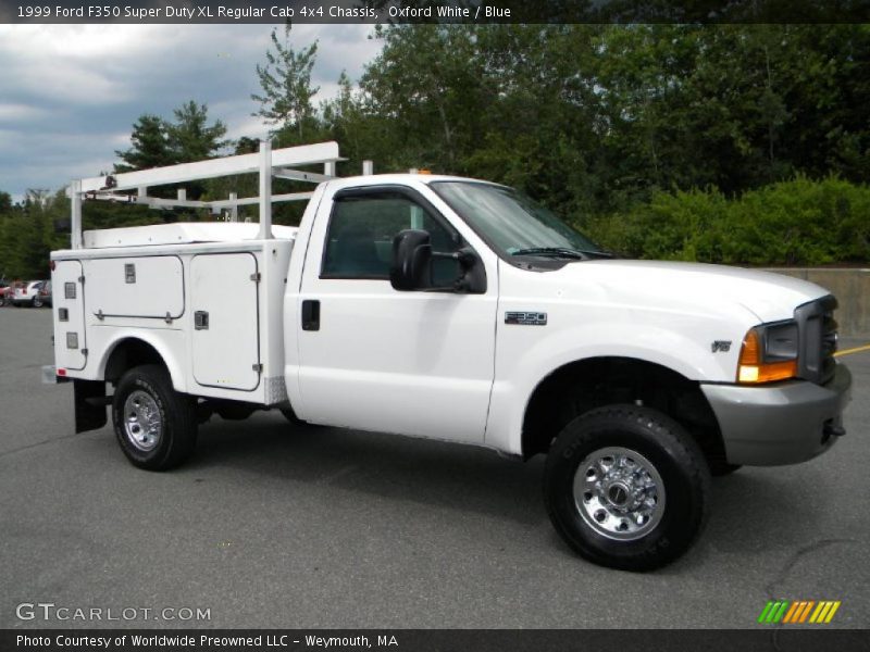 Oxford White / Blue 1999 Ford F350 Super Duty XL Regular Cab 4x4 Chassis