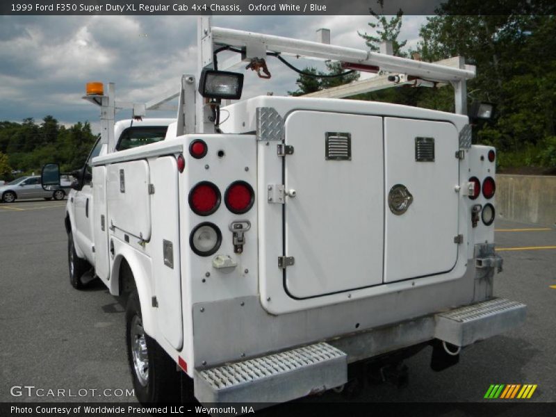 Oxford White / Blue 1999 Ford F350 Super Duty XL Regular Cab 4x4 Chassis