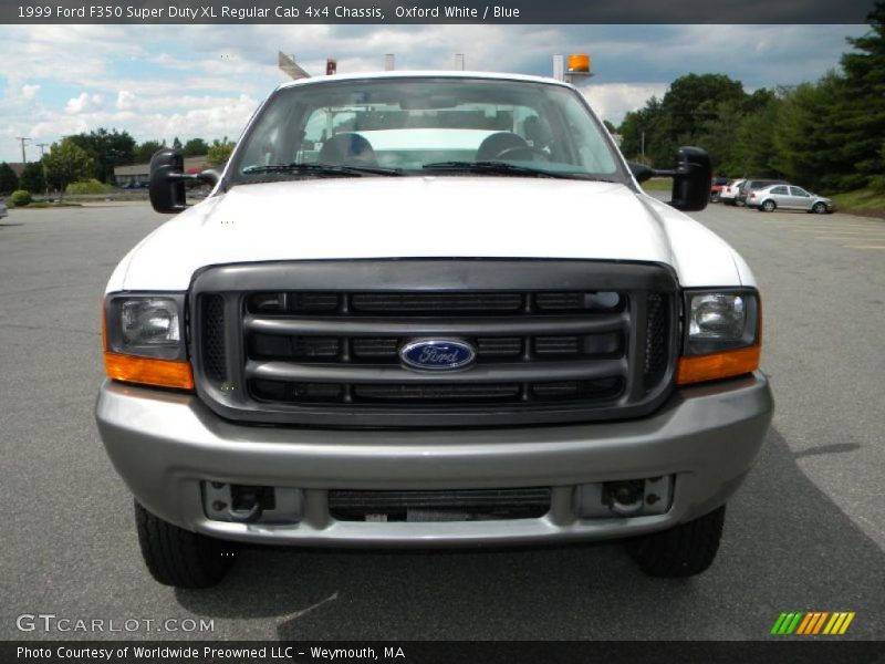 Oxford White / Blue 1999 Ford F350 Super Duty XL Regular Cab 4x4 Chassis