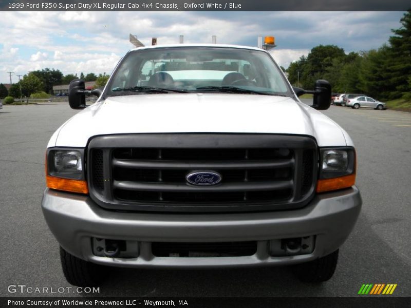 Oxford White / Blue 1999 Ford F350 Super Duty XL Regular Cab 4x4 Chassis