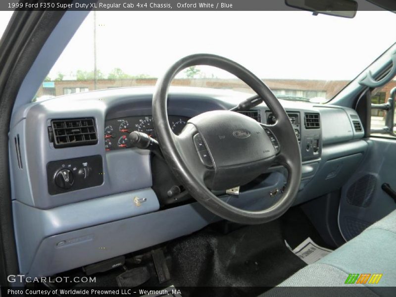 Oxford White / Blue 1999 Ford F350 Super Duty XL Regular Cab 4x4 Chassis