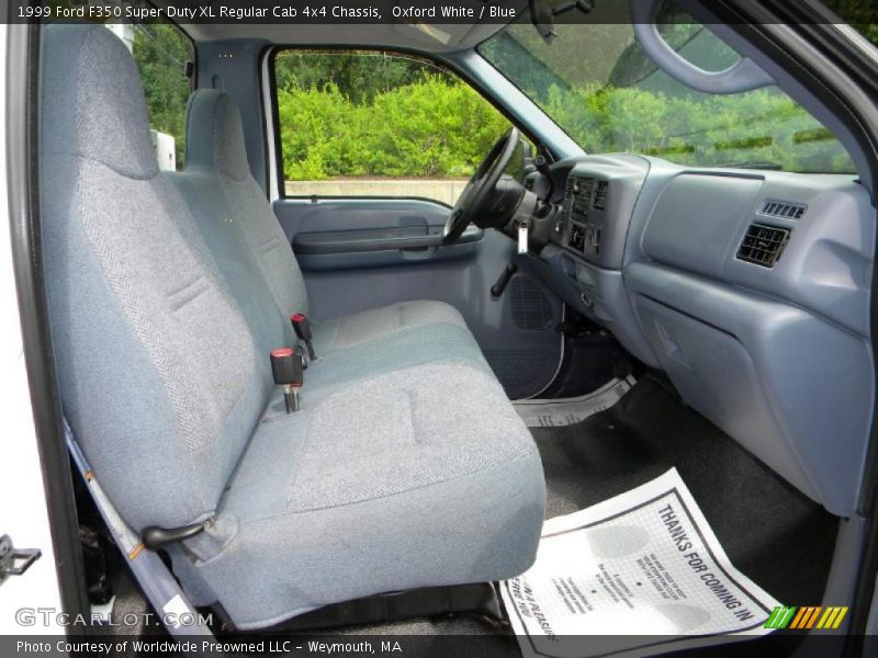Oxford White / Blue 1999 Ford F350 Super Duty XL Regular Cab 4x4 Chassis