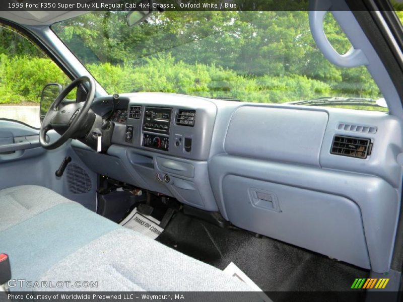 Oxford White / Blue 1999 Ford F350 Super Duty XL Regular Cab 4x4 Chassis