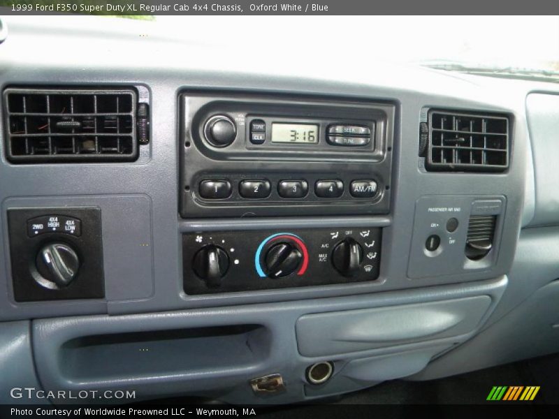 Oxford White / Blue 1999 Ford F350 Super Duty XL Regular Cab 4x4 Chassis