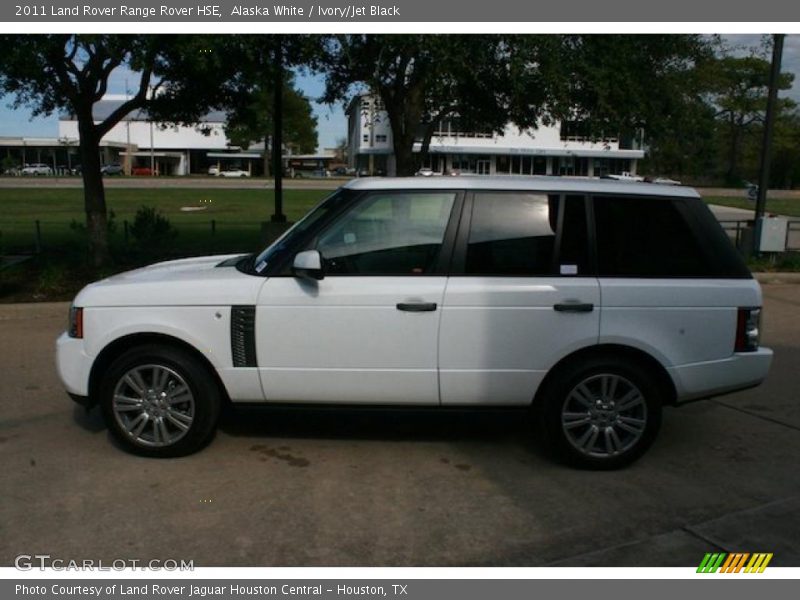 Alaska White / Ivory/Jet Black 2011 Land Rover Range Rover HSE