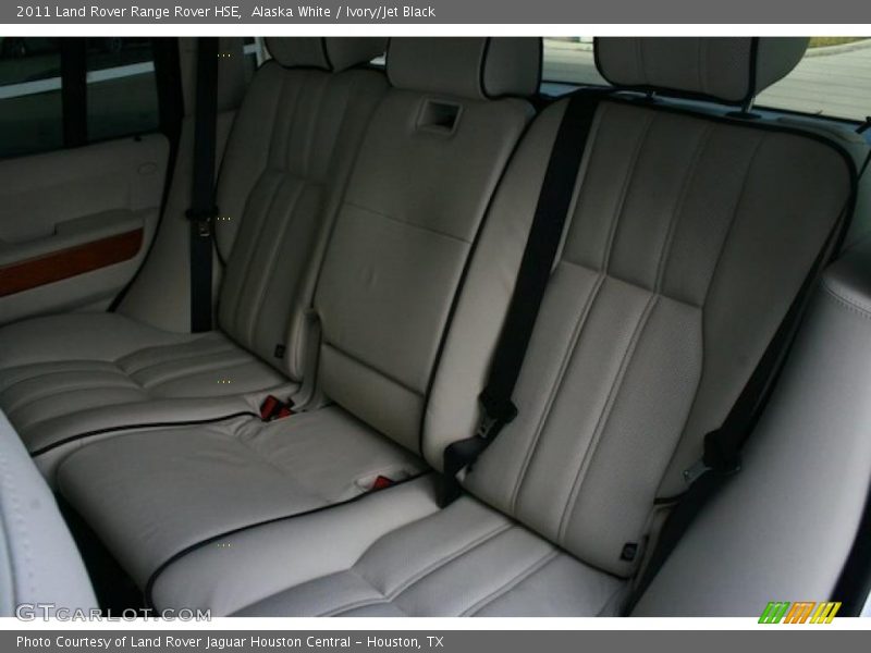 Alaska White / Ivory/Jet Black 2011 Land Rover Range Rover HSE