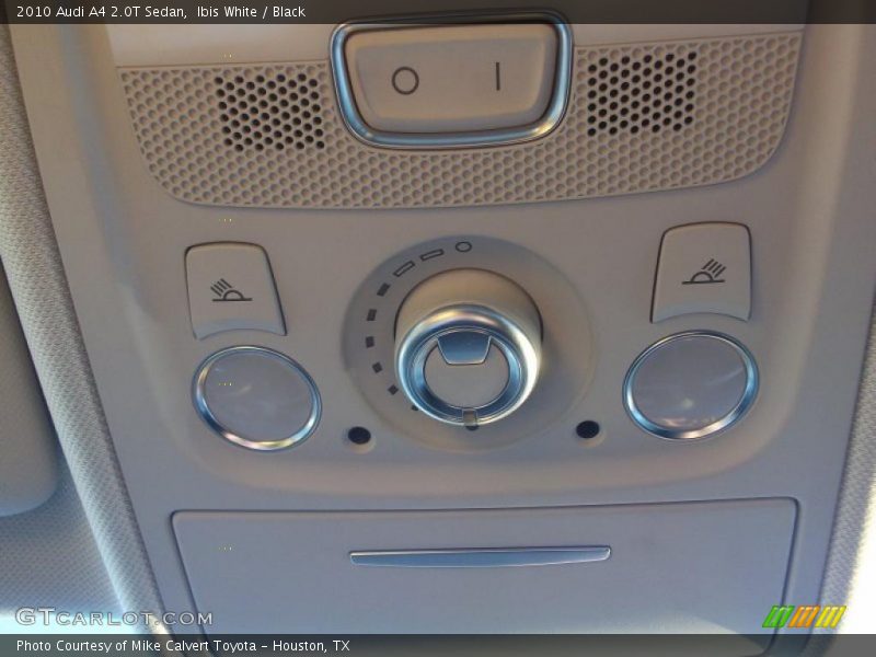 Ibis White / Black 2010 Audi A4 2.0T Sedan