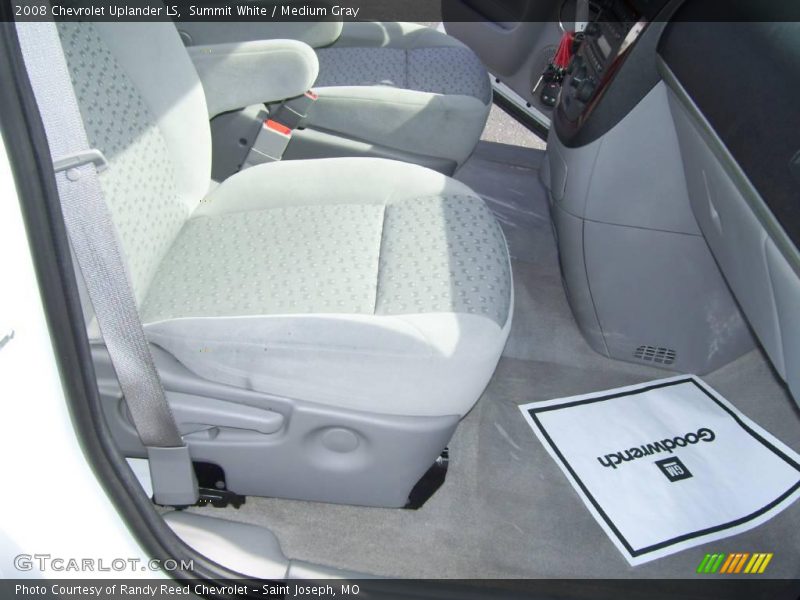 Summit White / Medium Gray 2008 Chevrolet Uplander LS