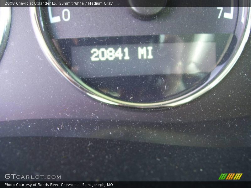 Summit White / Medium Gray 2008 Chevrolet Uplander LS