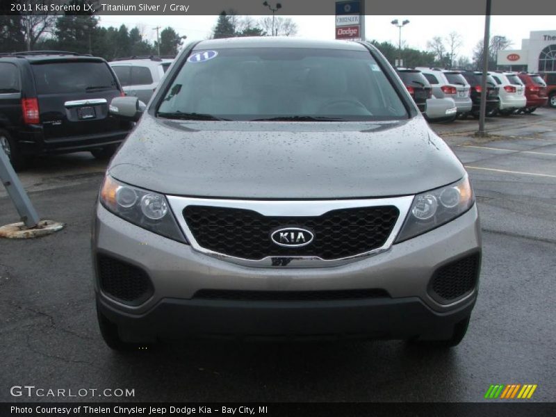Titanium Silver / Gray 2011 Kia Sorento LX
