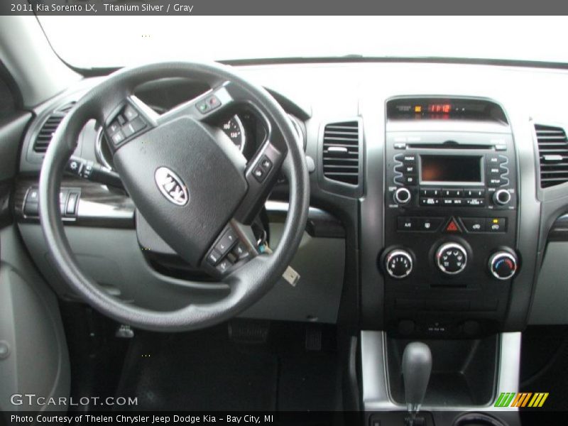 Titanium Silver / Gray 2011 Kia Sorento LX