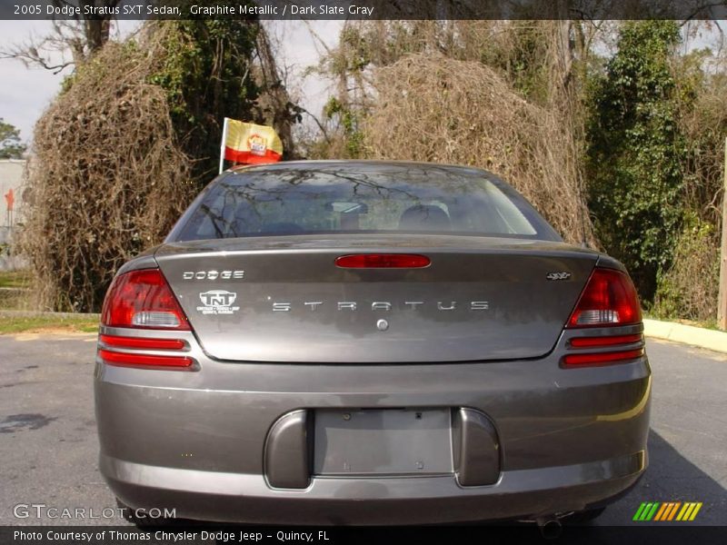 Graphite Metallic / Dark Slate Gray 2005 Dodge Stratus SXT Sedan