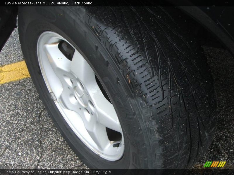 Black / Sand 1999 Mercedes-Benz ML 320 4Matic