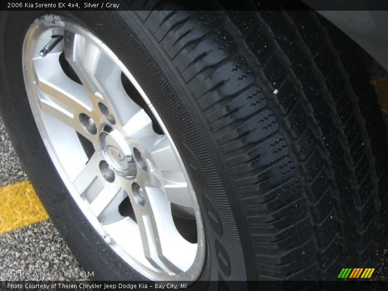 Silver / Gray 2006 Kia Sorento EX 4x4