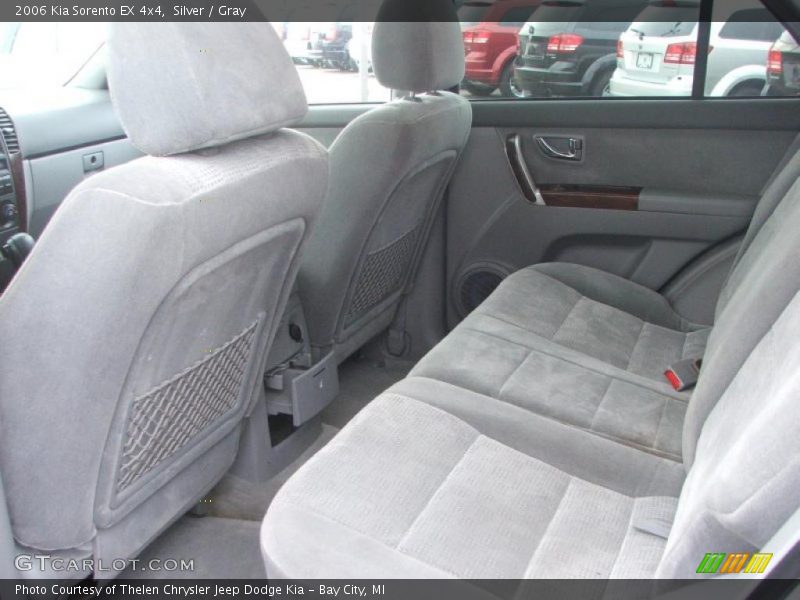 Silver / Gray 2006 Kia Sorento EX 4x4