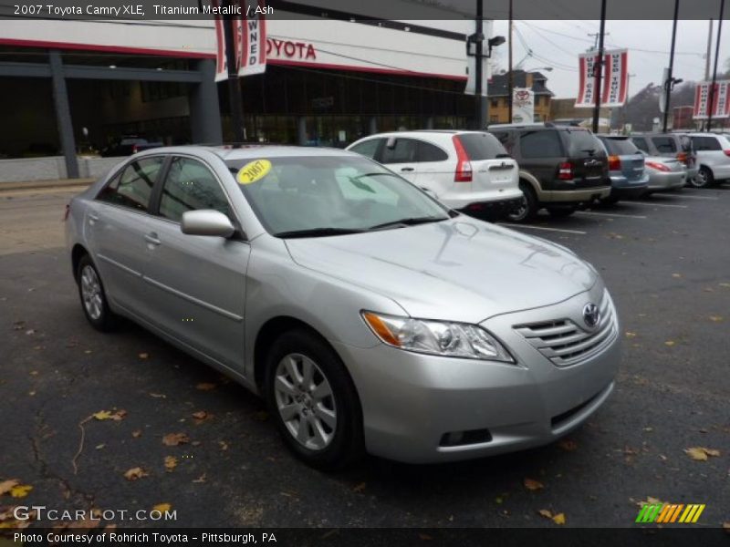 Titanium Metallic / Ash 2007 Toyota Camry XLE