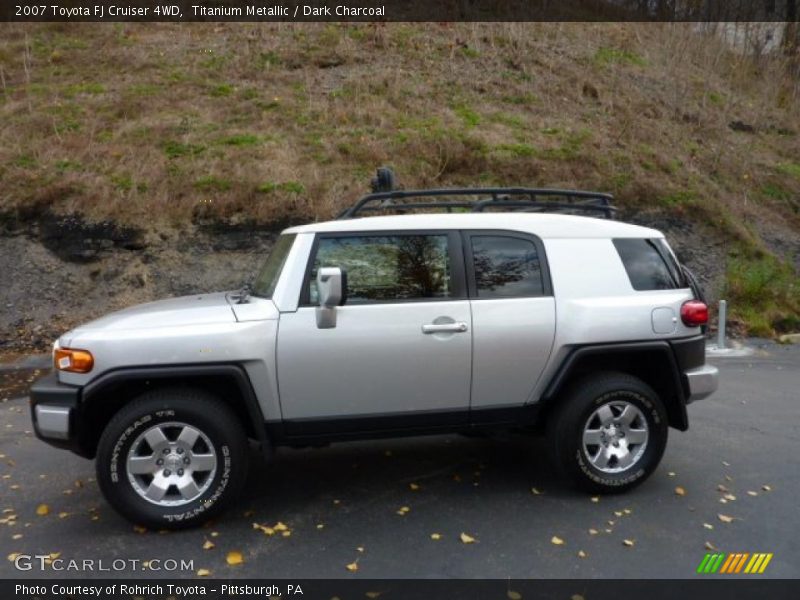 Titanium Metallic / Dark Charcoal 2007 Toyota FJ Cruiser 4WD