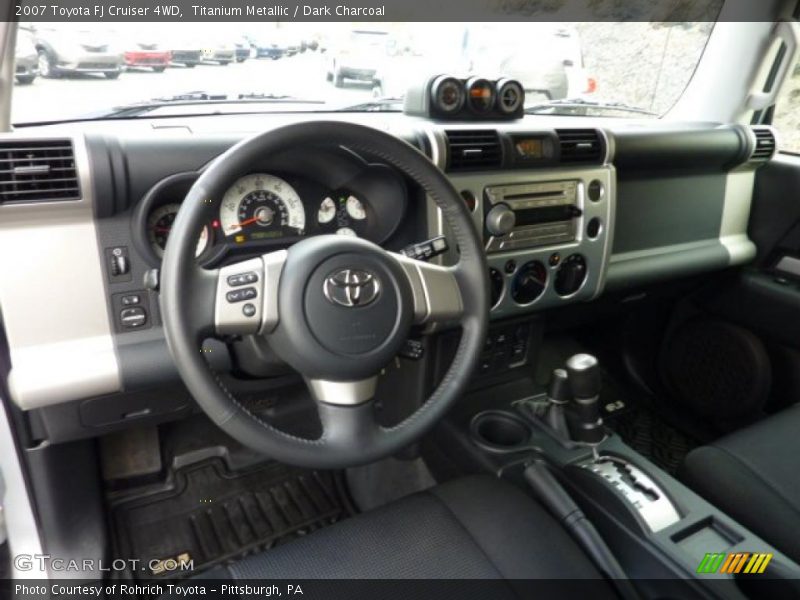 Titanium Metallic / Dark Charcoal 2007 Toyota FJ Cruiser 4WD