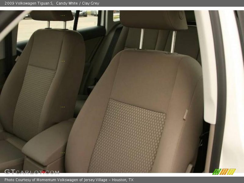 Candy White / Clay Grey 2009 Volkswagen Tiguan S