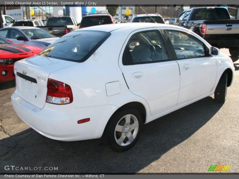 Summit White / Gray 2005 Chevrolet Aveo LS Sedan