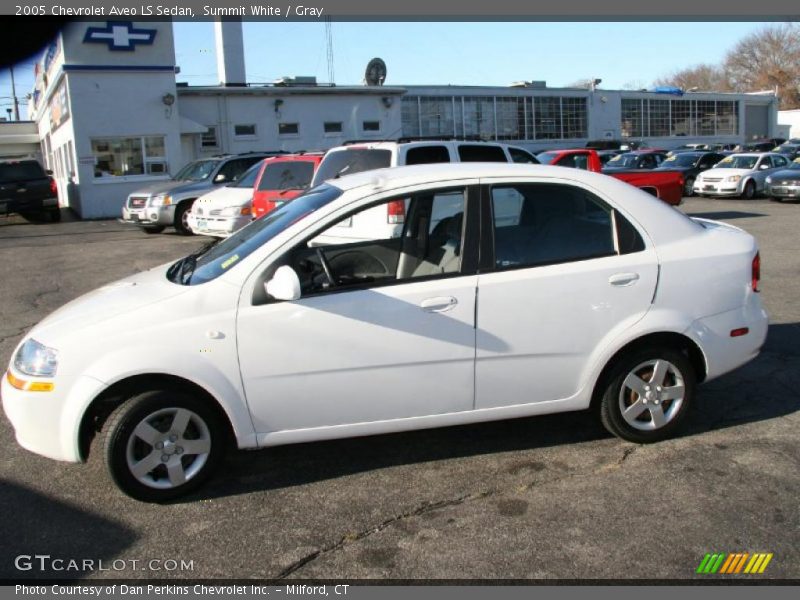 Summit White / Gray 2005 Chevrolet Aveo LS Sedan