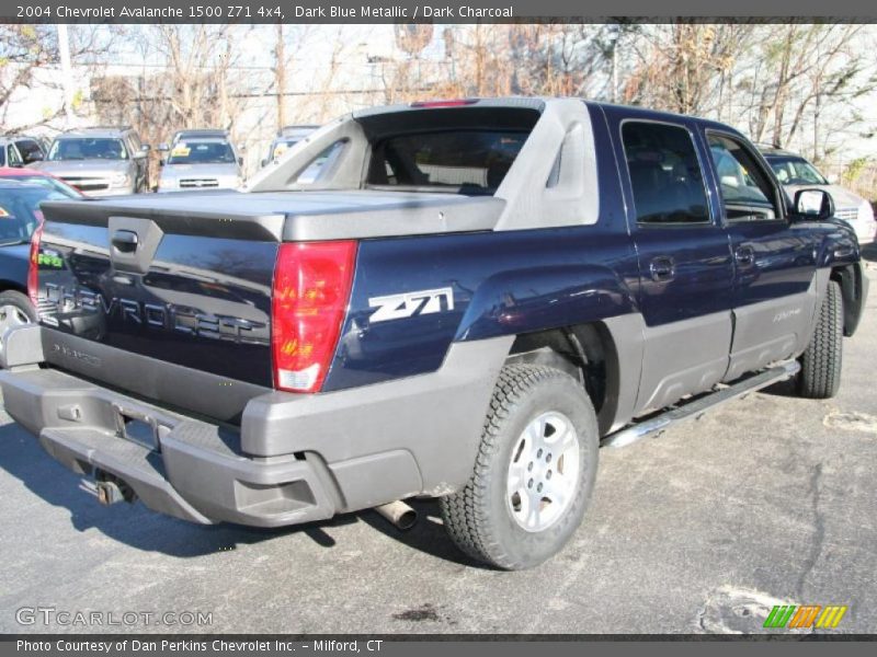 Dark Blue Metallic / Dark Charcoal 2004 Chevrolet Avalanche 1500 Z71 4x4