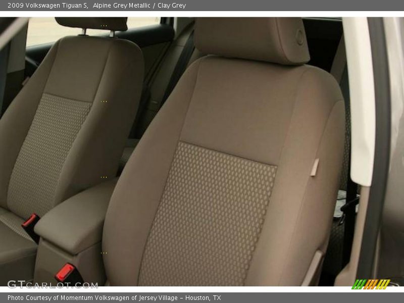Alpine Grey Metallic / Clay Grey 2009 Volkswagen Tiguan S