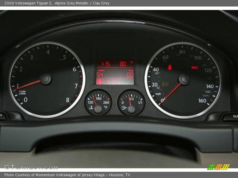Alpine Grey Metallic / Clay Grey 2009 Volkswagen Tiguan S
