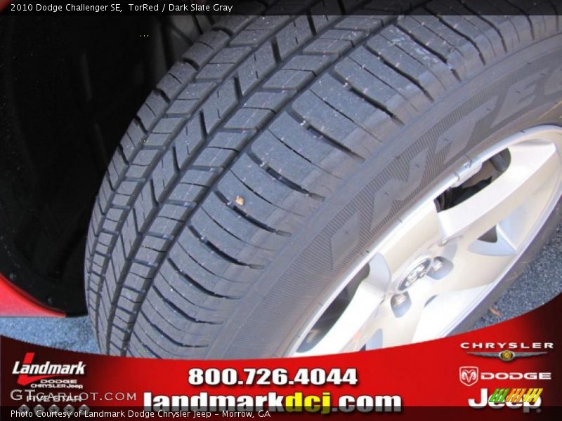 TorRed / Dark Slate Gray 2010 Dodge Challenger SE