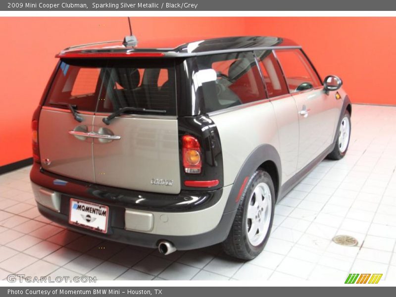 Sparkling Silver Metallic / Black/Grey 2009 Mini Cooper Clubman