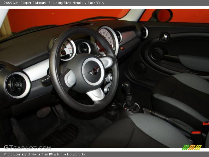 Sparkling Silver Metallic / Black/Grey 2009 Mini Cooper Clubman
