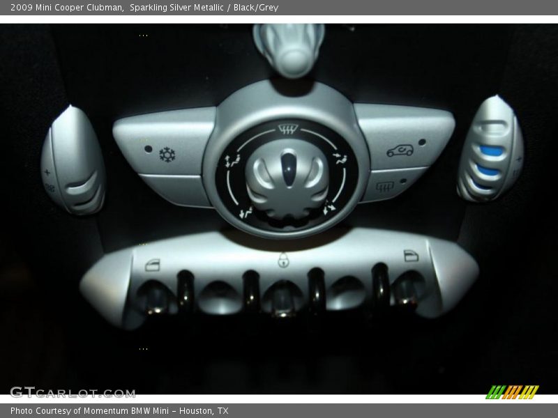 Sparkling Silver Metallic / Black/Grey 2009 Mini Cooper Clubman