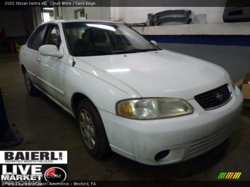 Cloud White / Sand Beige 2002 Nissan Sentra XE