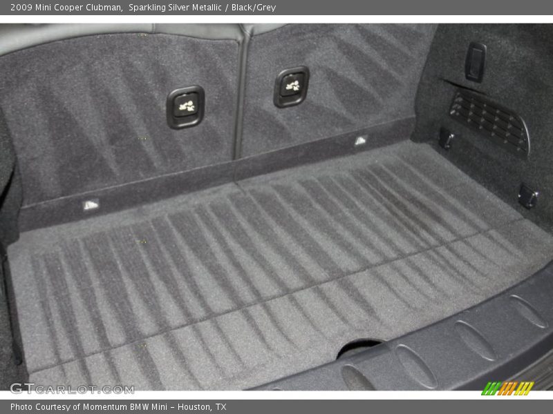 Sparkling Silver Metallic / Black/Grey 2009 Mini Cooper Clubman