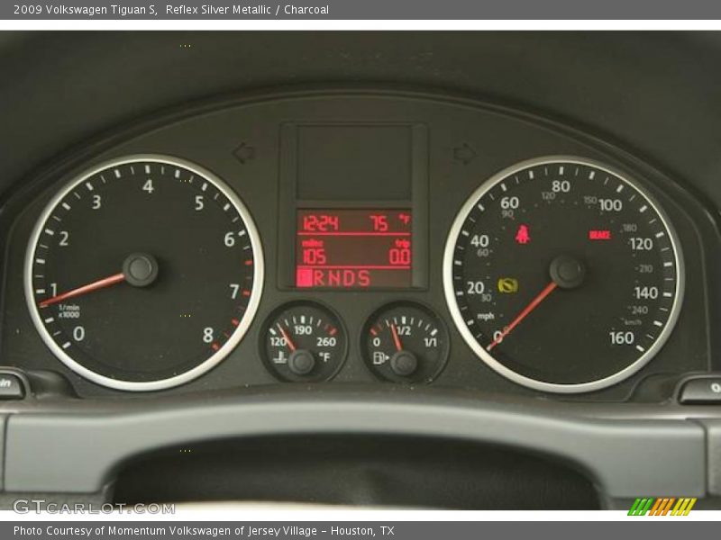 Reflex Silver Metallic / Charcoal 2009 Volkswagen Tiguan S