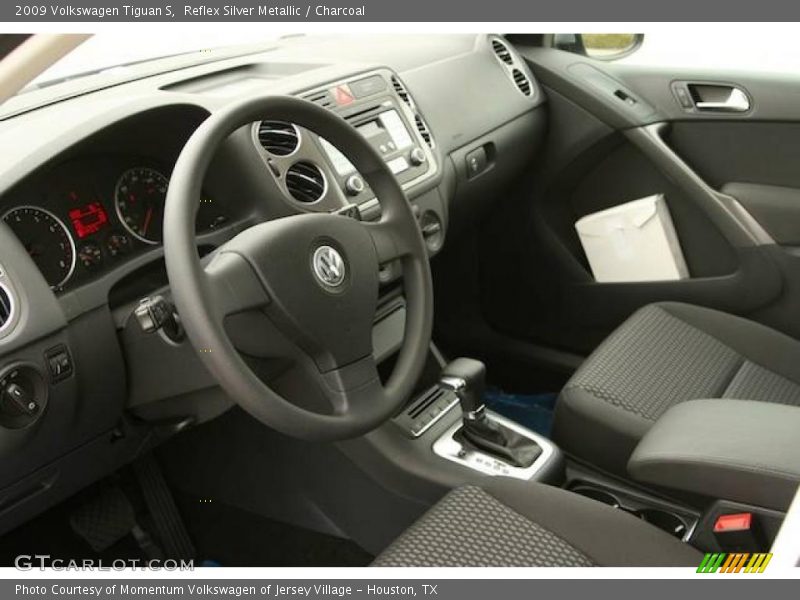 Reflex Silver Metallic / Charcoal 2009 Volkswagen Tiguan S