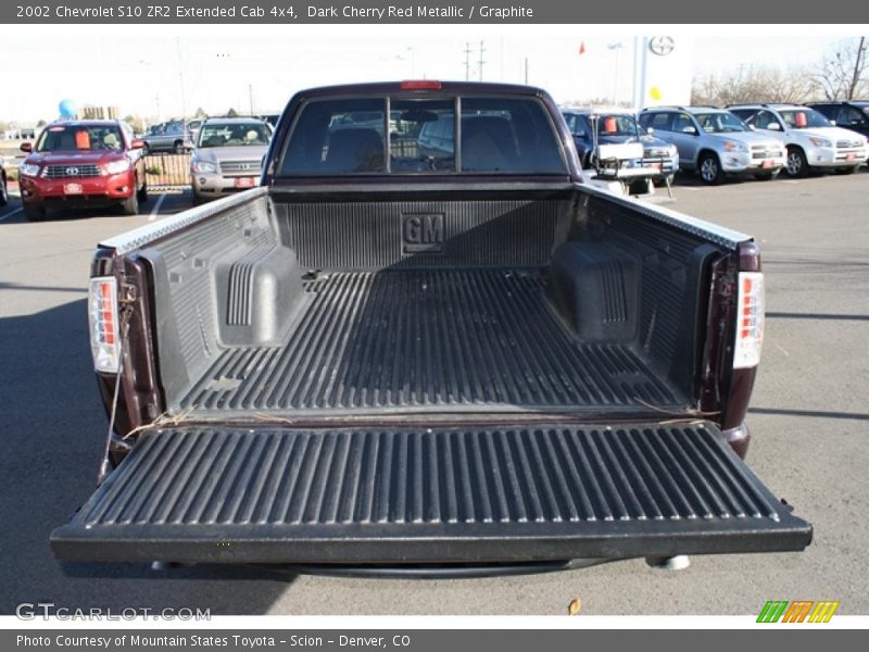 Dark Cherry Red Metallic / Graphite 2002 Chevrolet S10 ZR2 Extended Cab 4x4