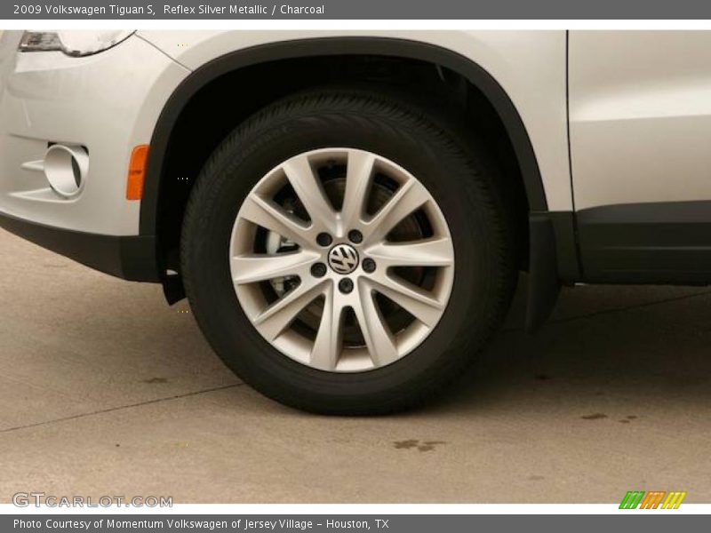 Reflex Silver Metallic / Charcoal 2009 Volkswagen Tiguan S