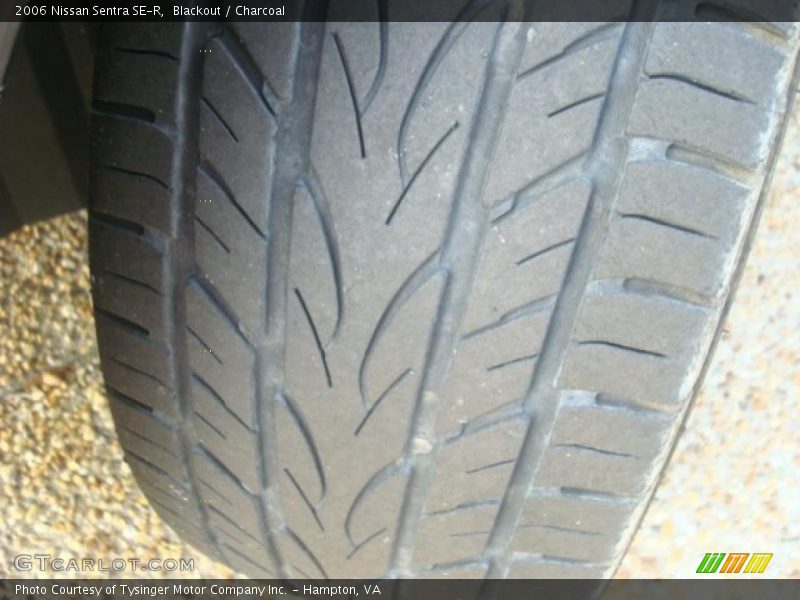Blackout / Charcoal 2006 Nissan Sentra SE-R