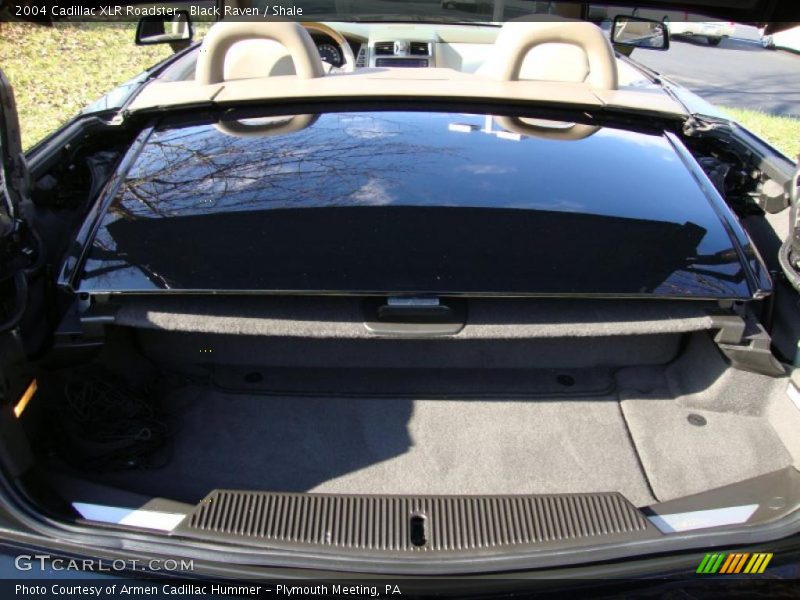  2004 XLR Roadster Trunk
