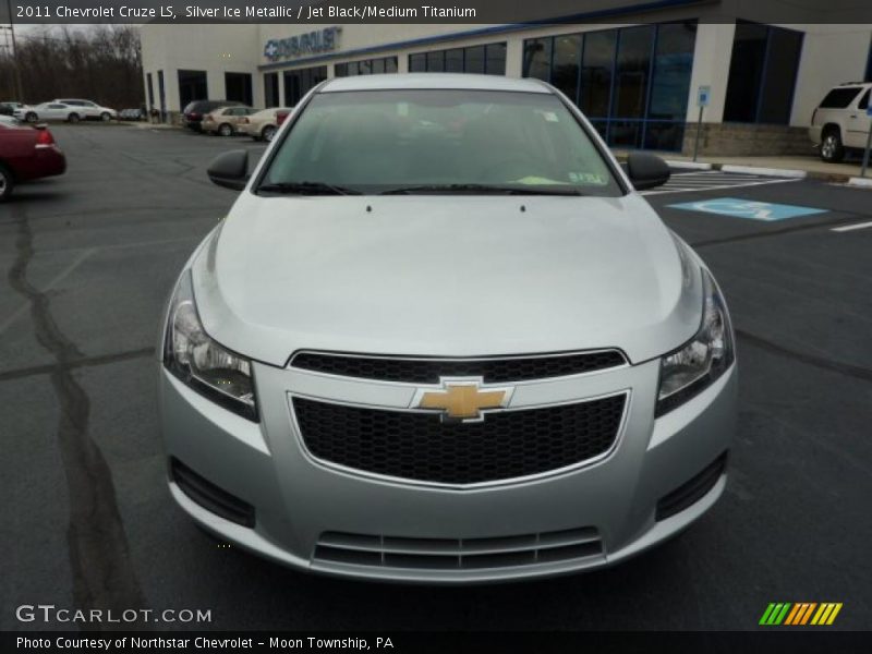 Silver Ice Metallic / Jet Black/Medium Titanium 2011 Chevrolet Cruze LS