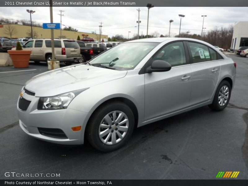 Silver Ice Metallic / Jet Black/Medium Titanium 2011 Chevrolet Cruze LS