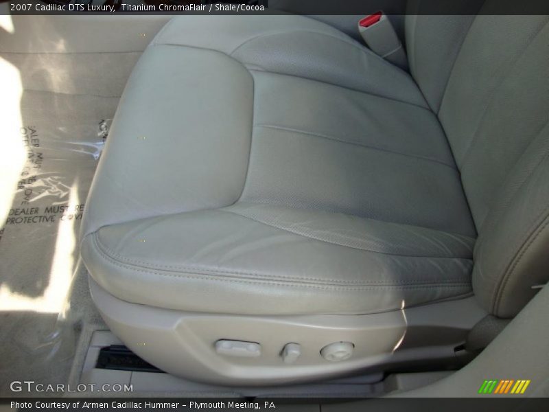 Titanium ChromaFlair / Shale/Cocoa 2007 Cadillac DTS Luxury