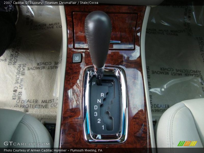 Titanium ChromaFlair / Shale/Cocoa 2007 Cadillac DTS Luxury