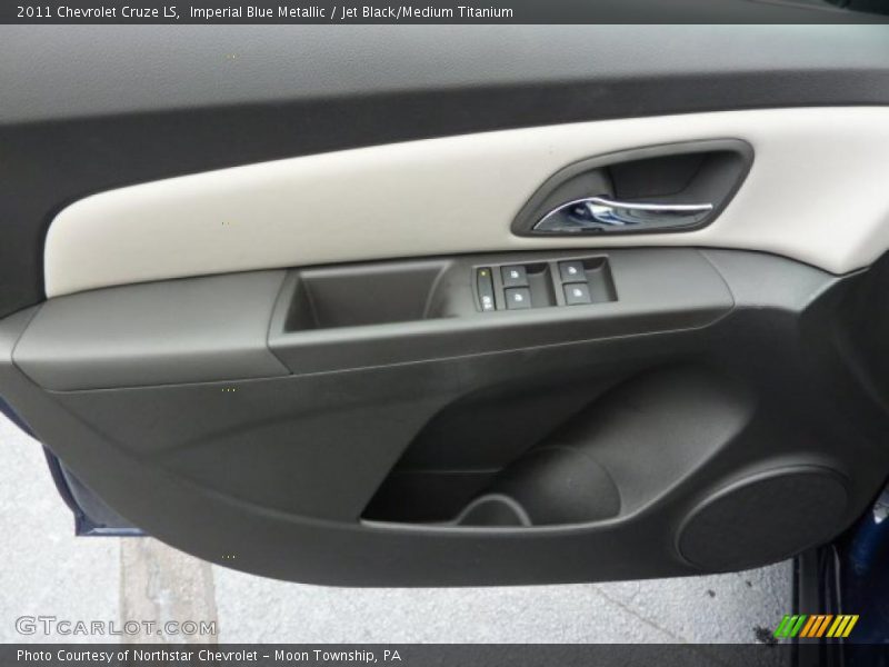 Imperial Blue Metallic / Jet Black/Medium Titanium 2011 Chevrolet Cruze LS