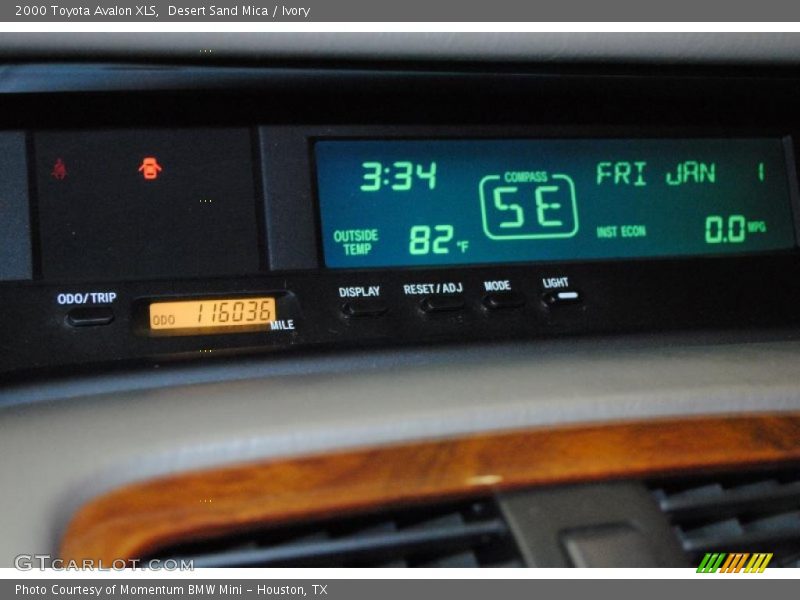 Desert Sand Mica / Ivory 2000 Toyota Avalon XLS